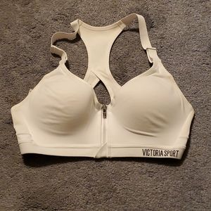 Victoria Sport Incredible bra 34B
